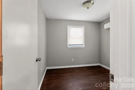 9 Delores Street Greenville SC 29605