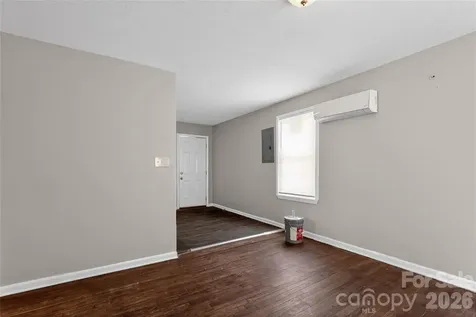 9 Delores Street Greenville SC 29605