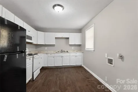 9 Delores Street Greenville SC 29605
