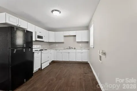 9 Delores Street Greenville SC 29605