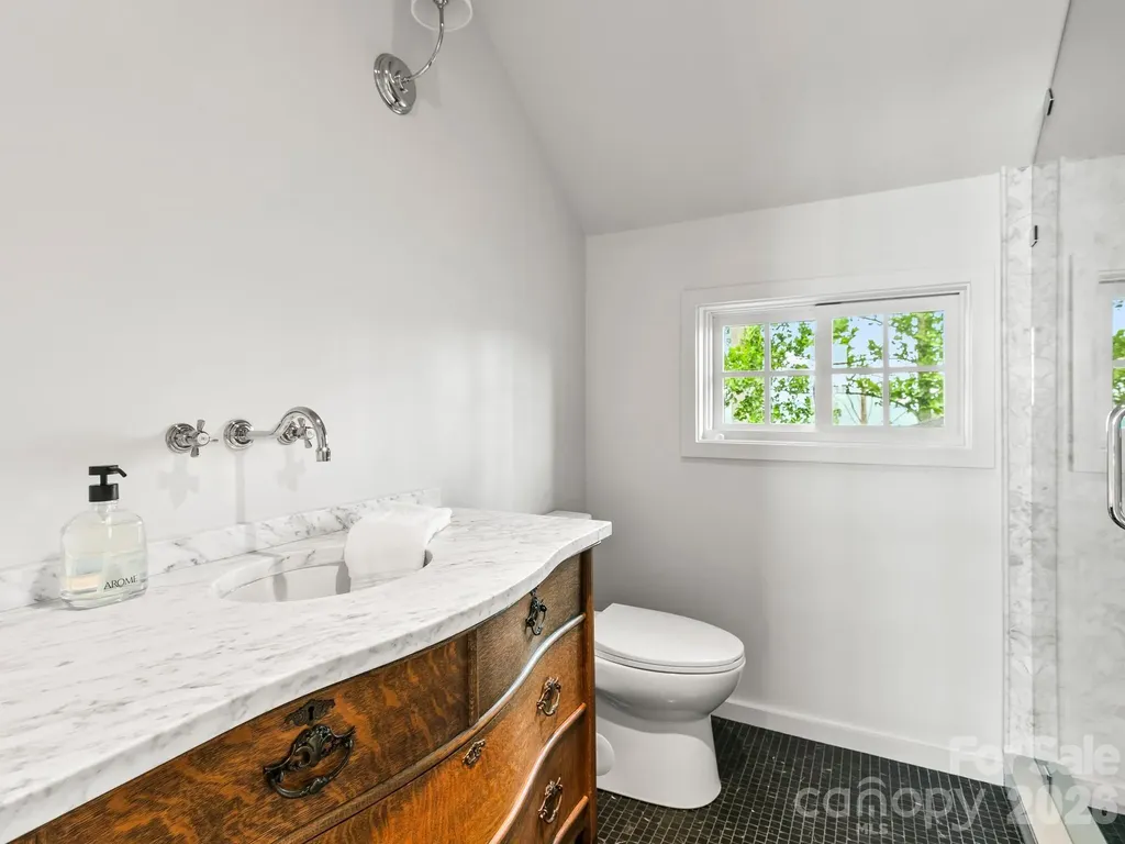 41 Windy Ridge Trail Asheville NC 28804