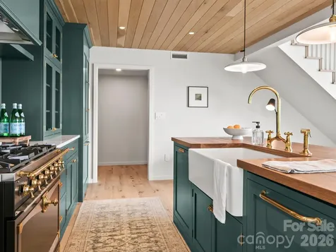 41 Windy Ridge Trail Asheville NC 28804