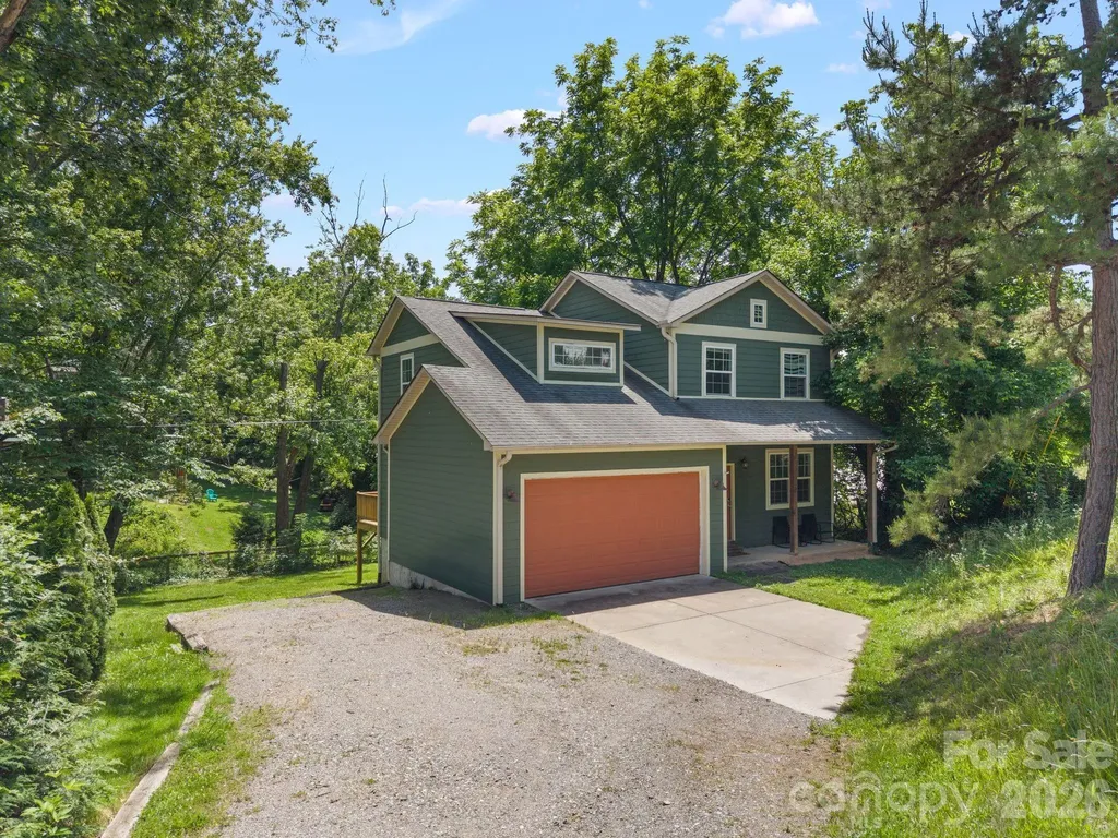7 Apple Lane Asheville NC 28804