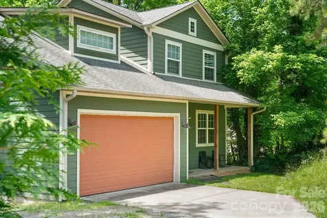 7 Apple Lane Asheville NC 28804
