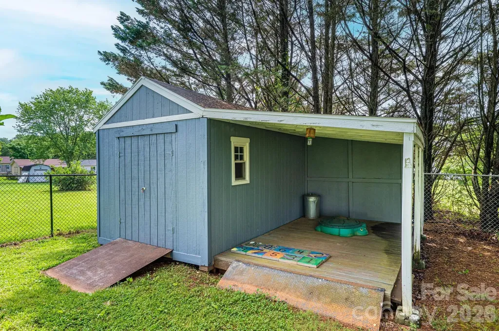 495 Drumstand Road Stony Point NC 28678