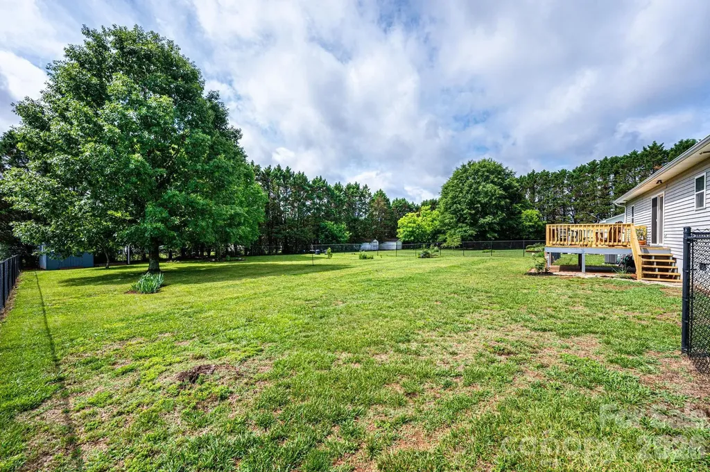 495 Drumstand Road Stony Point NC 28678