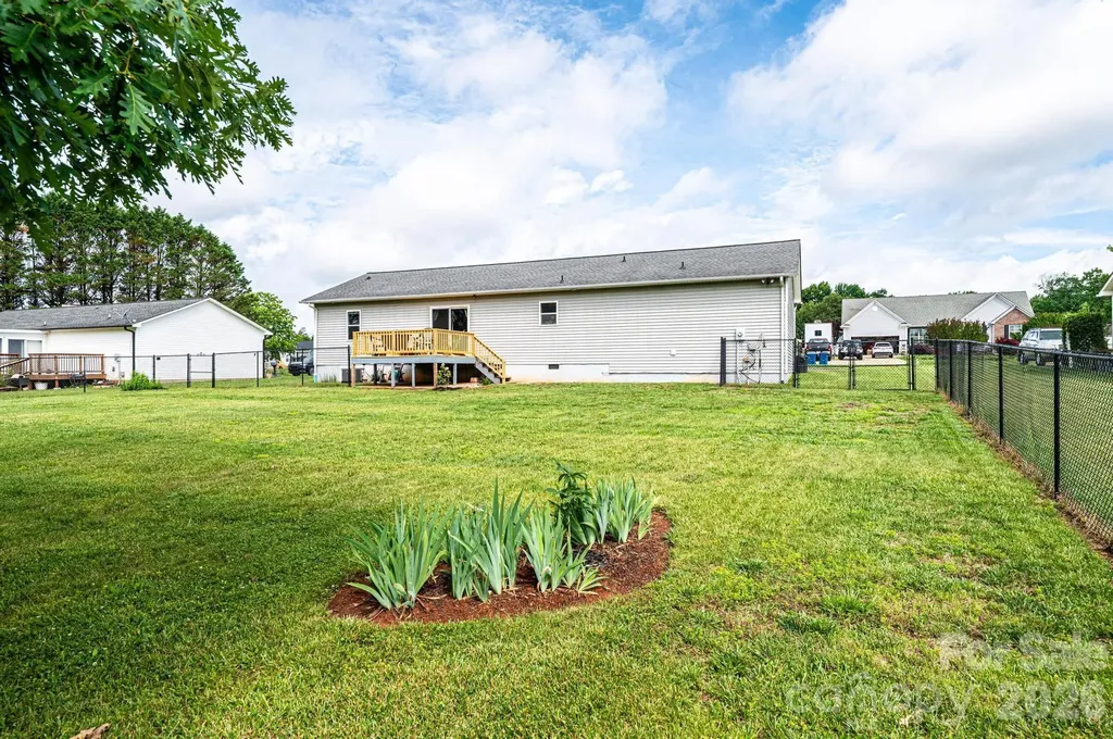 495 Drumstand Road Stony Point NC 28678