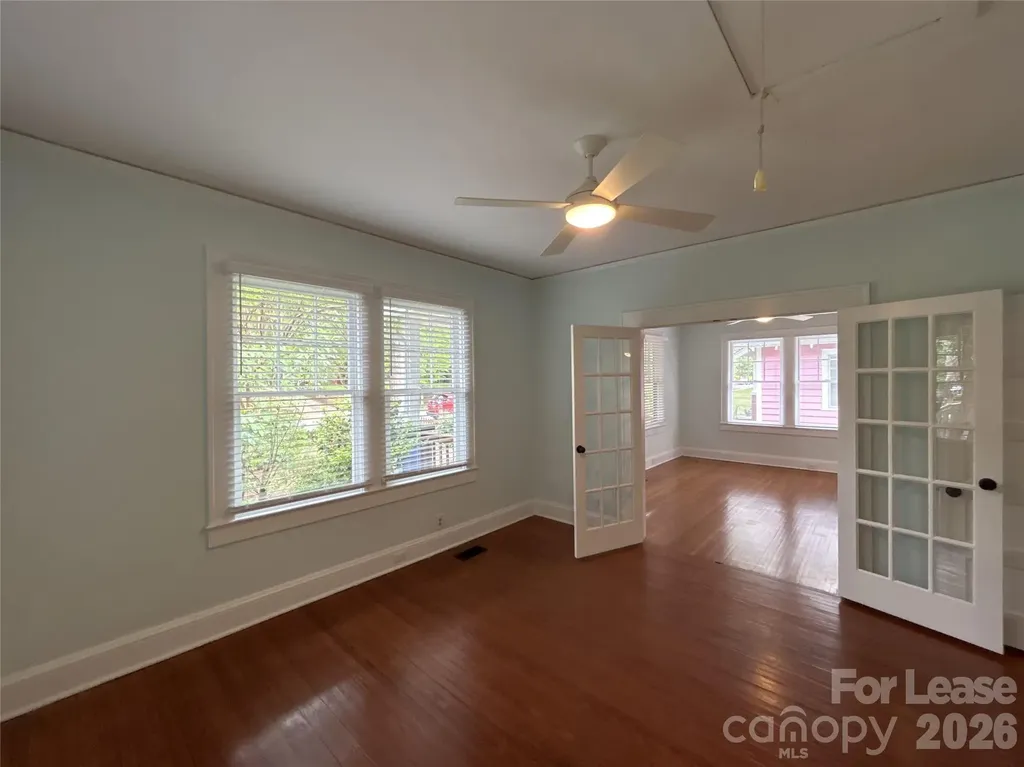 215 S Summit Avenue Charlotte NC 28208