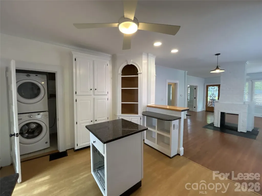215 S Summit Avenue Charlotte NC 28208