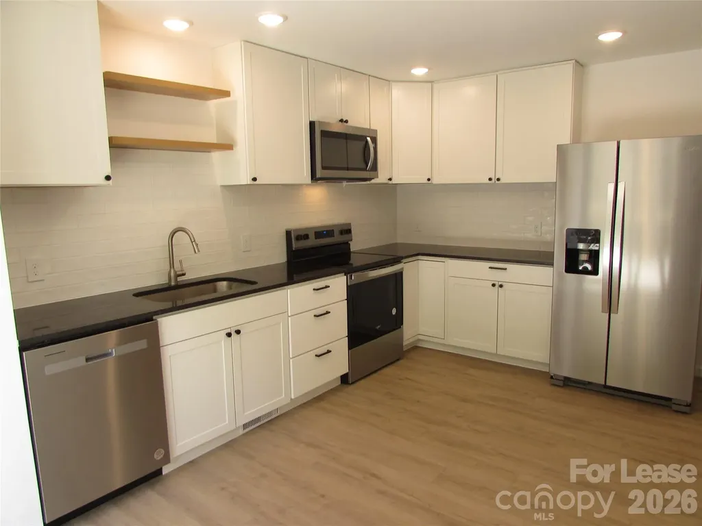 111 Dorchester Lane Troutman NC 28166