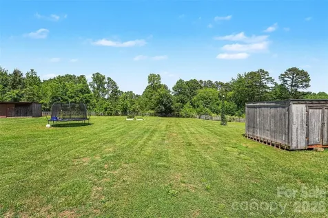 129 Laura Road Mooresville NC 28117