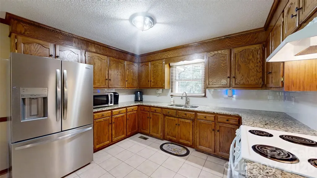 1730 Smith Farm Road Lincolnton NC 28092