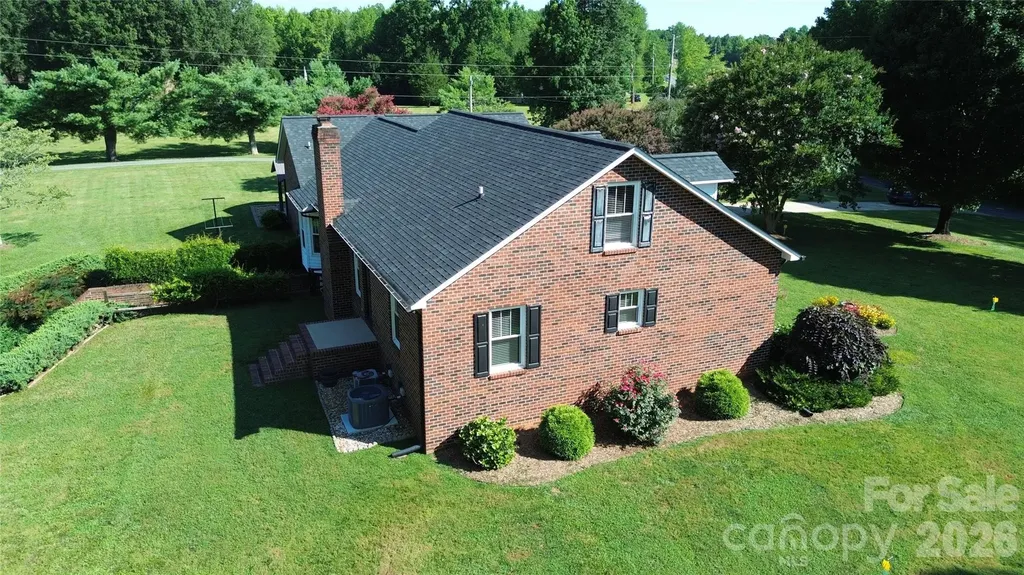 1730 Smith Farm Road Lincolnton NC 28092