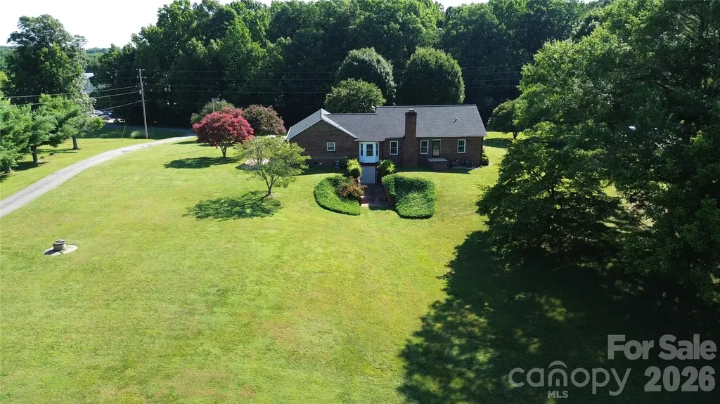 1730 Smith Farm Road Lincolnton NC 28092