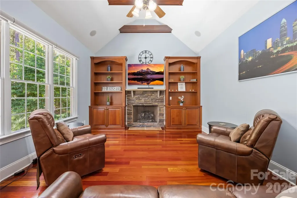 6830 Goose Point Drive Denver NC 28037