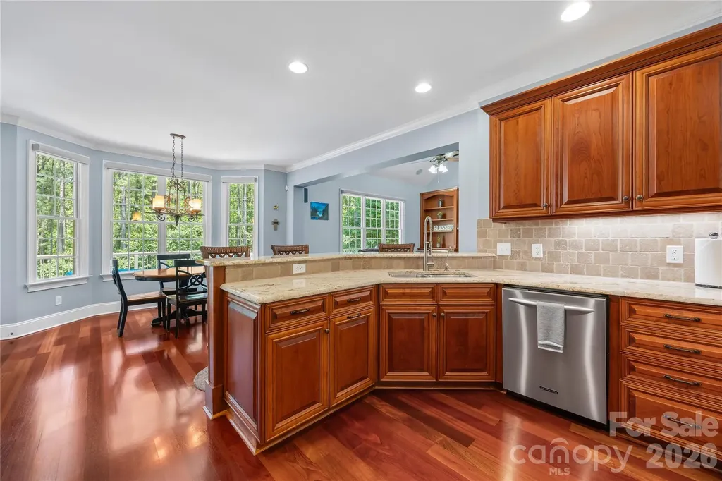 6830 Goose Point Drive Denver NC 28037