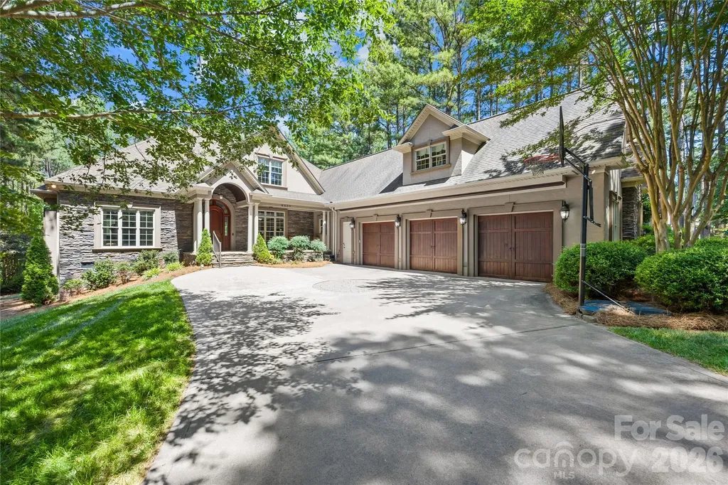 6830 Goose Point Drive Denver NC 28037