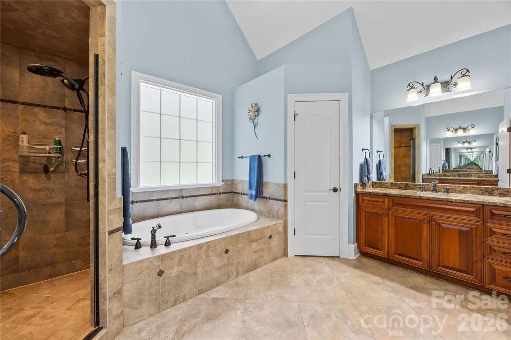 6830 Goose Point Drive Denver NC 28037
