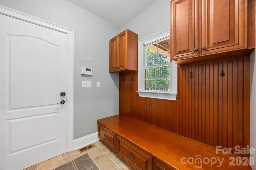 6830 Goose Point Drive Denver NC 28037