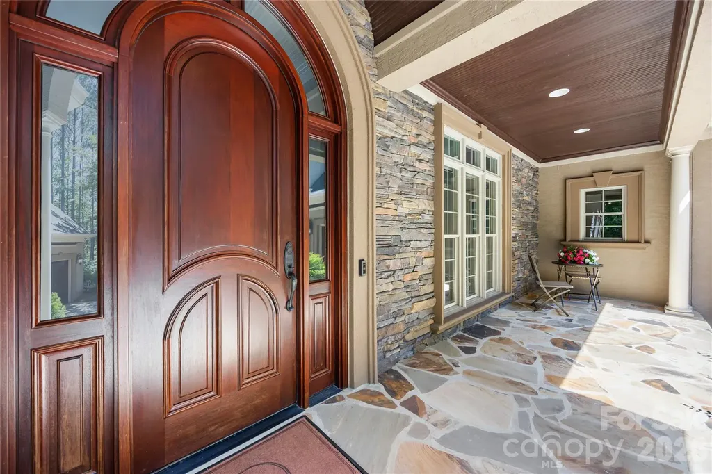 6830 Goose Point Drive Denver NC 28037