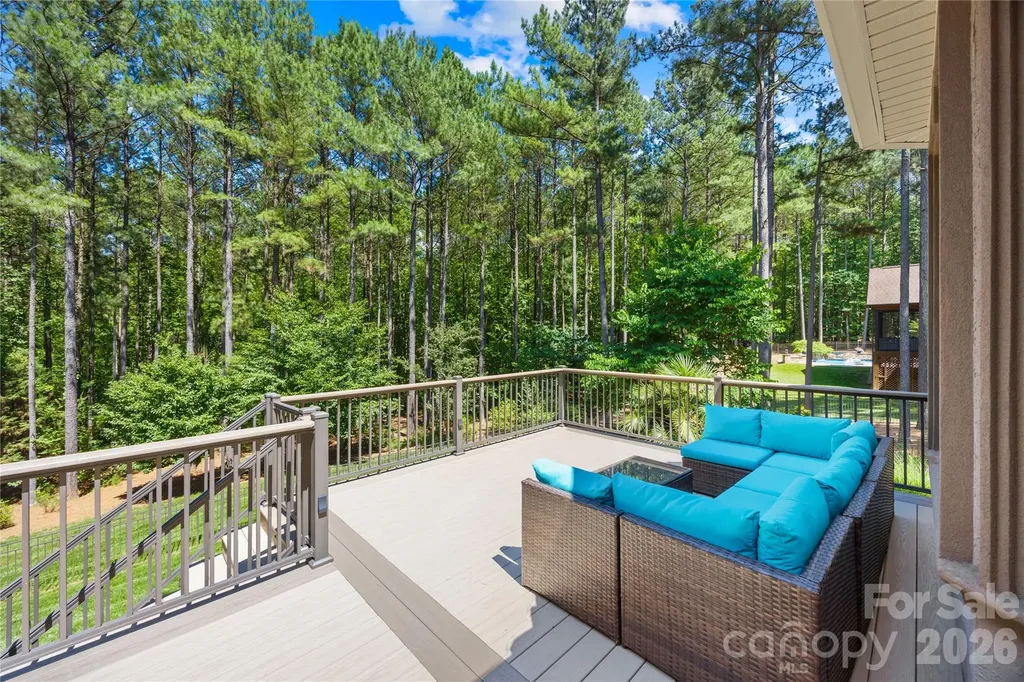 6830 Goose Point Drive Denver NC 28037
