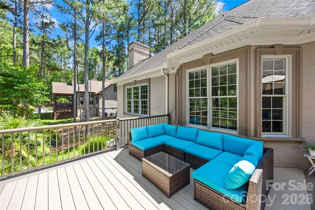6830 Goose Point Drive Denver NC 28037