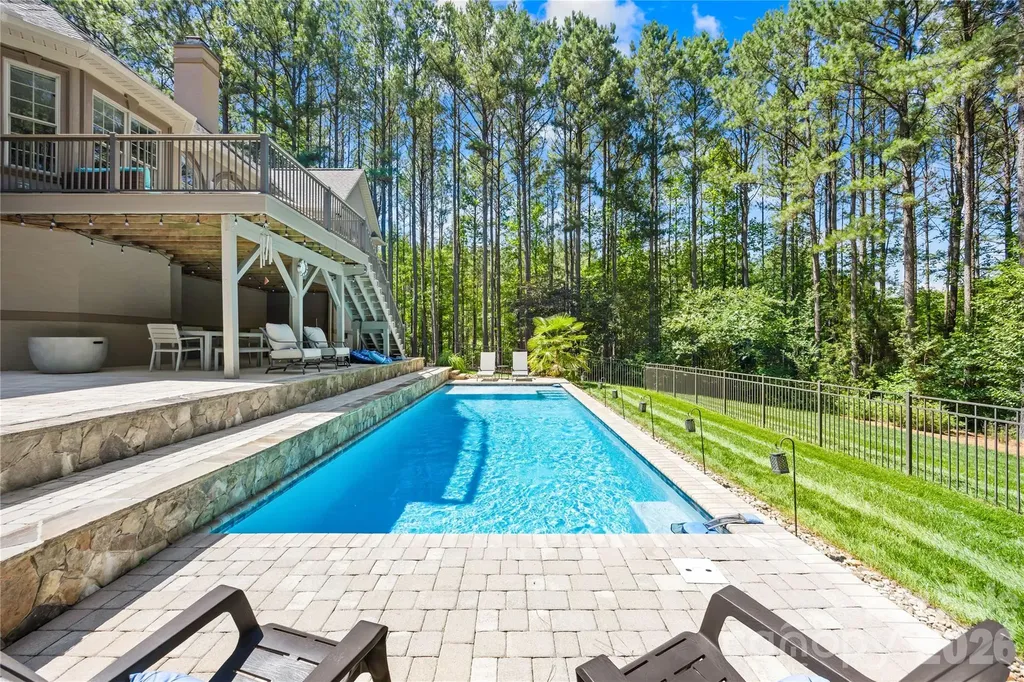 6830 Goose Point Drive Denver NC 28037