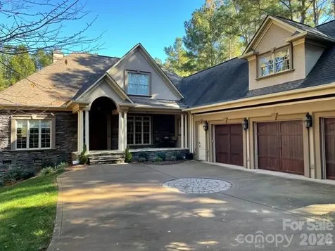 6830 Goose Point Drive Denver NC 28037