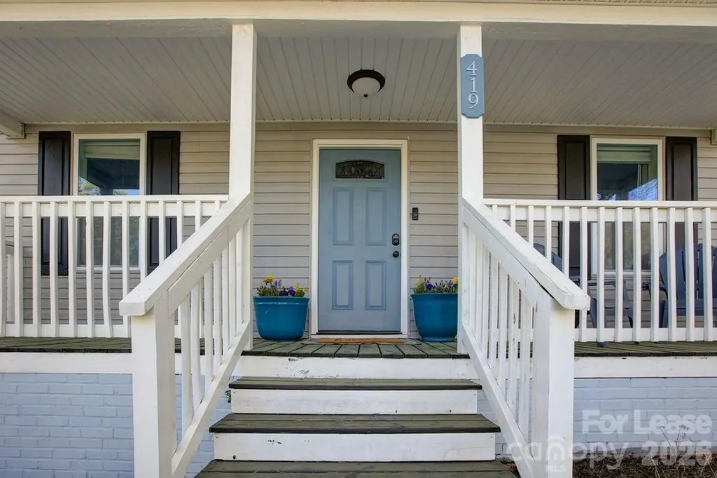 419 N East Avenue Kannapolis NC 28083