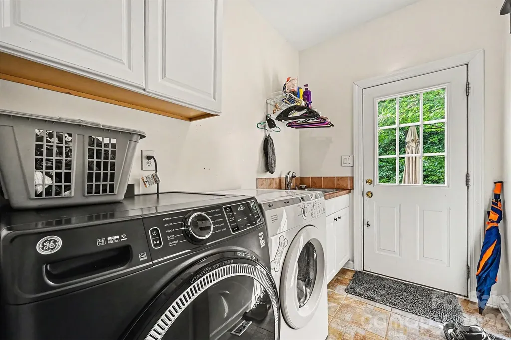 3124 Grandeur Road Charlotte NC 28269
