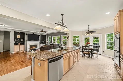 3124 Grandeur Road Charlotte NC 28269
