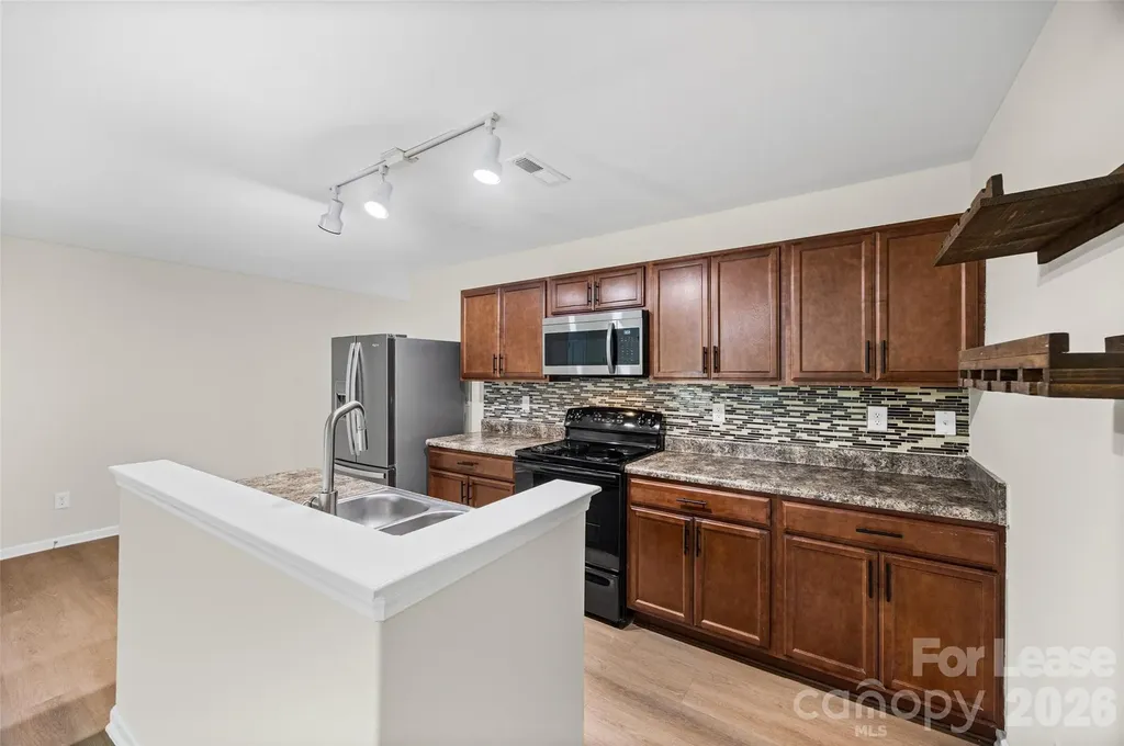 9612 Brackenview Court Charlotte NC 28214
