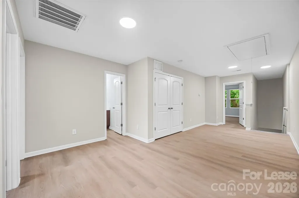 9612 Brackenview Court Charlotte NC 28214