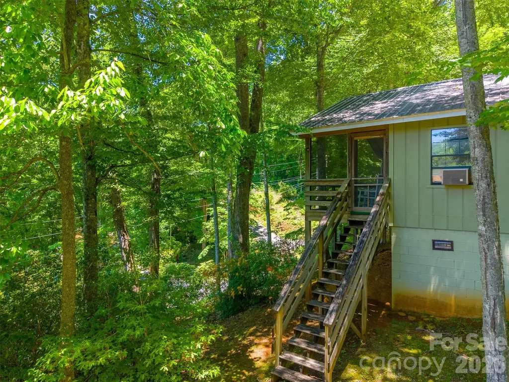 168 Grizzly Ridge Sylva NC 28779