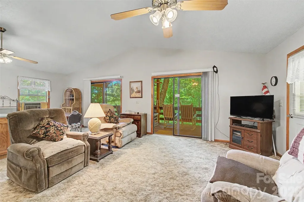 168 Grizzly Ridge Sylva NC 28779