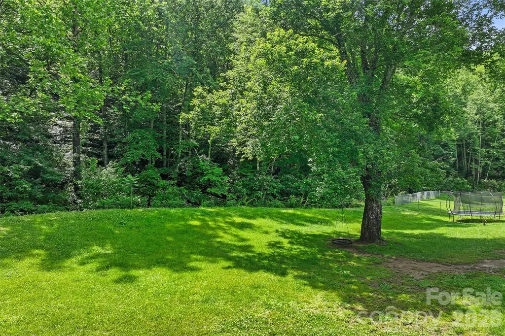 763 Bee Tree Road Swannanoa NC 28778