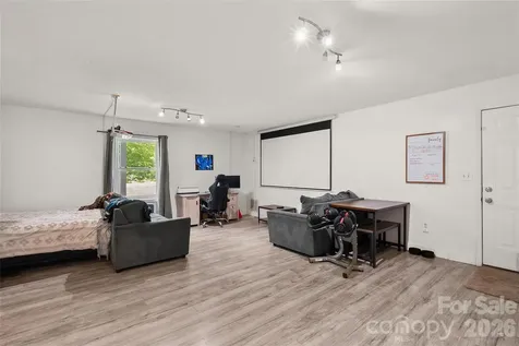 763 Bee Tree Road Swannanoa NC 28778