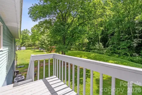 763 Bee Tree Road Swannanoa NC 28778