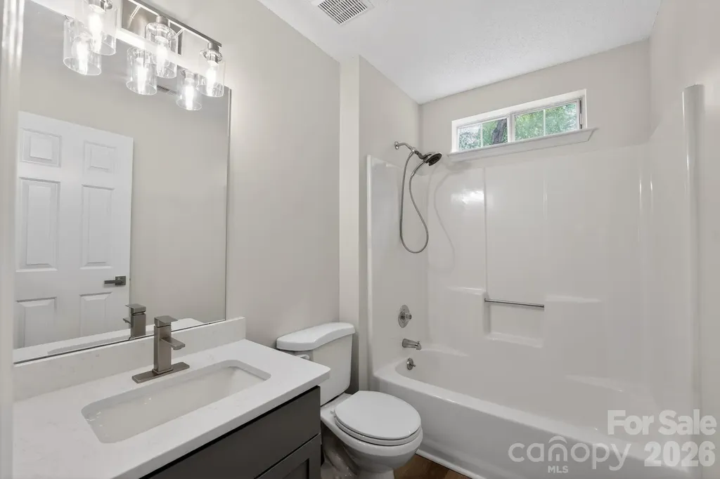 1545 Bear Mountain Road Charlotte NC 28214