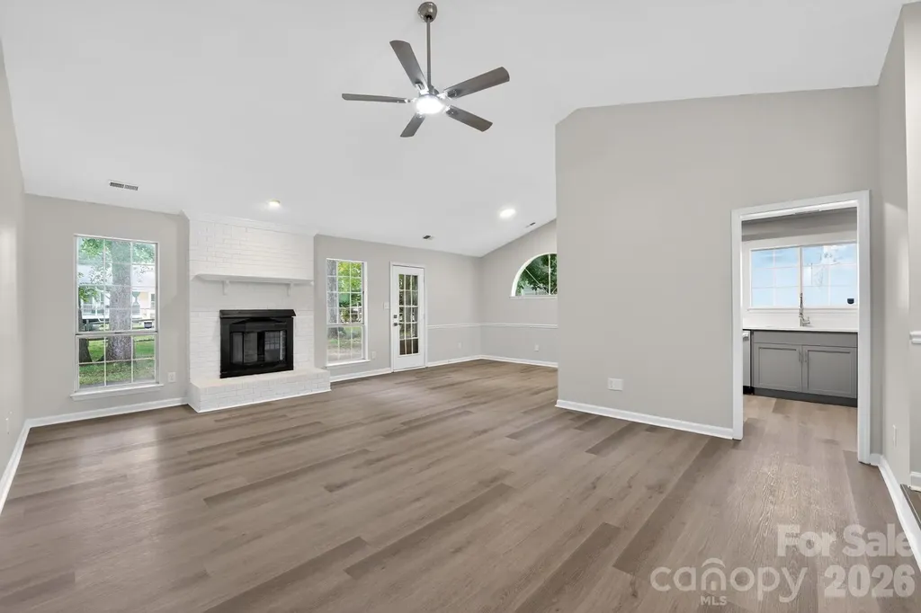 1545 Bear Mountain Road Charlotte NC 28214