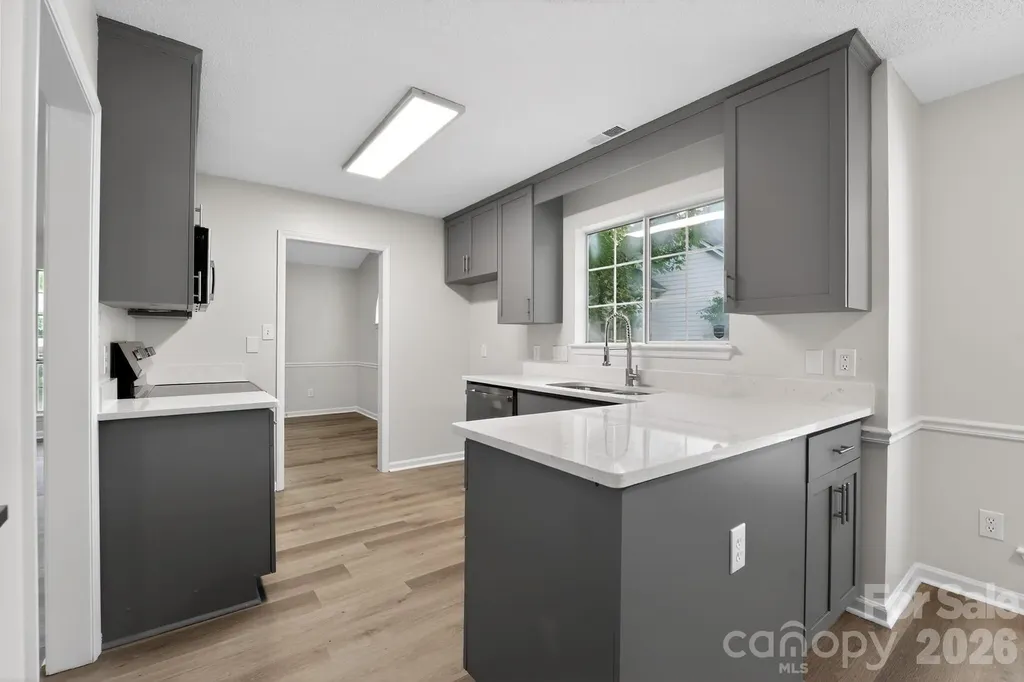 1545 Bear Mountain Road Charlotte NC 28214