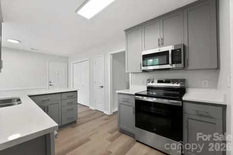 1545 Bear Mountain Road Charlotte NC 28214