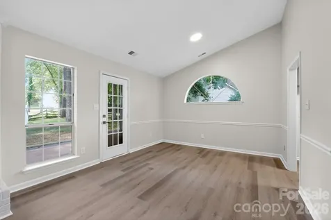 1545 Bear Mountain Road Charlotte NC 28214