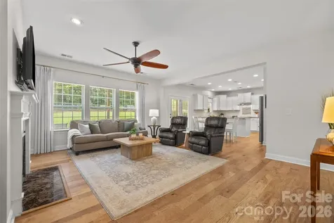 16846 Rudence Court Charlotte NC 28278