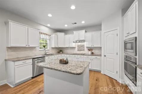 16846 Rudence Court Charlotte NC 28278