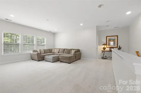 16846 Rudence Court Charlotte NC 28278