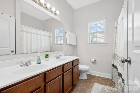 16846 Rudence Court Charlotte NC 28278