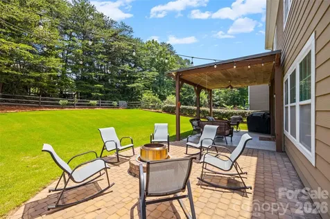 16846 Rudence Court Charlotte NC 28278