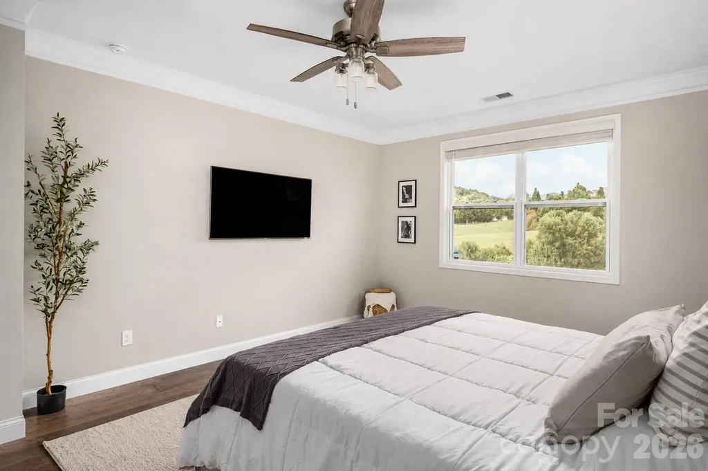 45 Dreambird Drive Leicester NC 28748