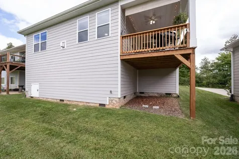 45 Dreambird Drive Leicester NC 28748
